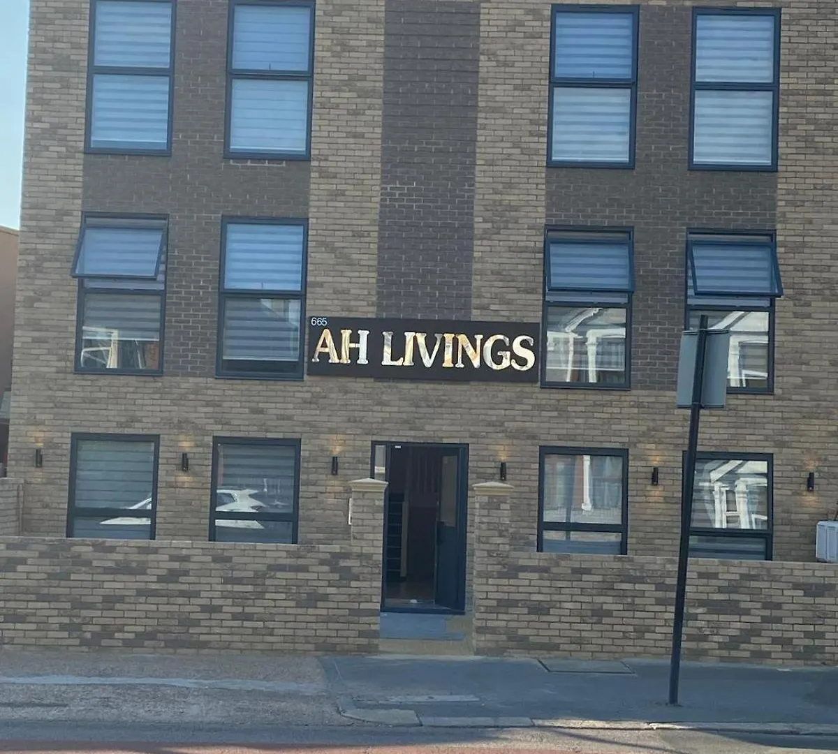 Ah Livings Apartment London 0*,